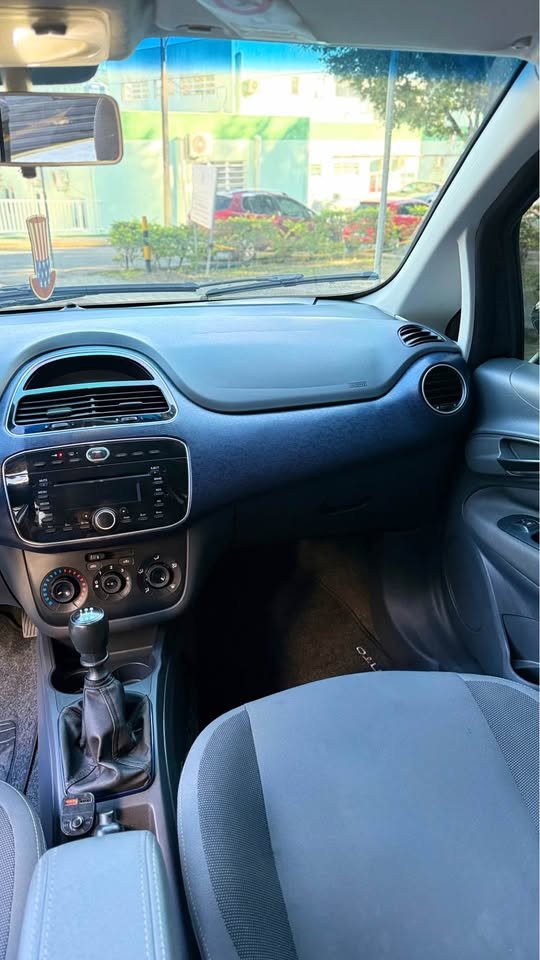 Fiat Punto Attractive 1.4 2013